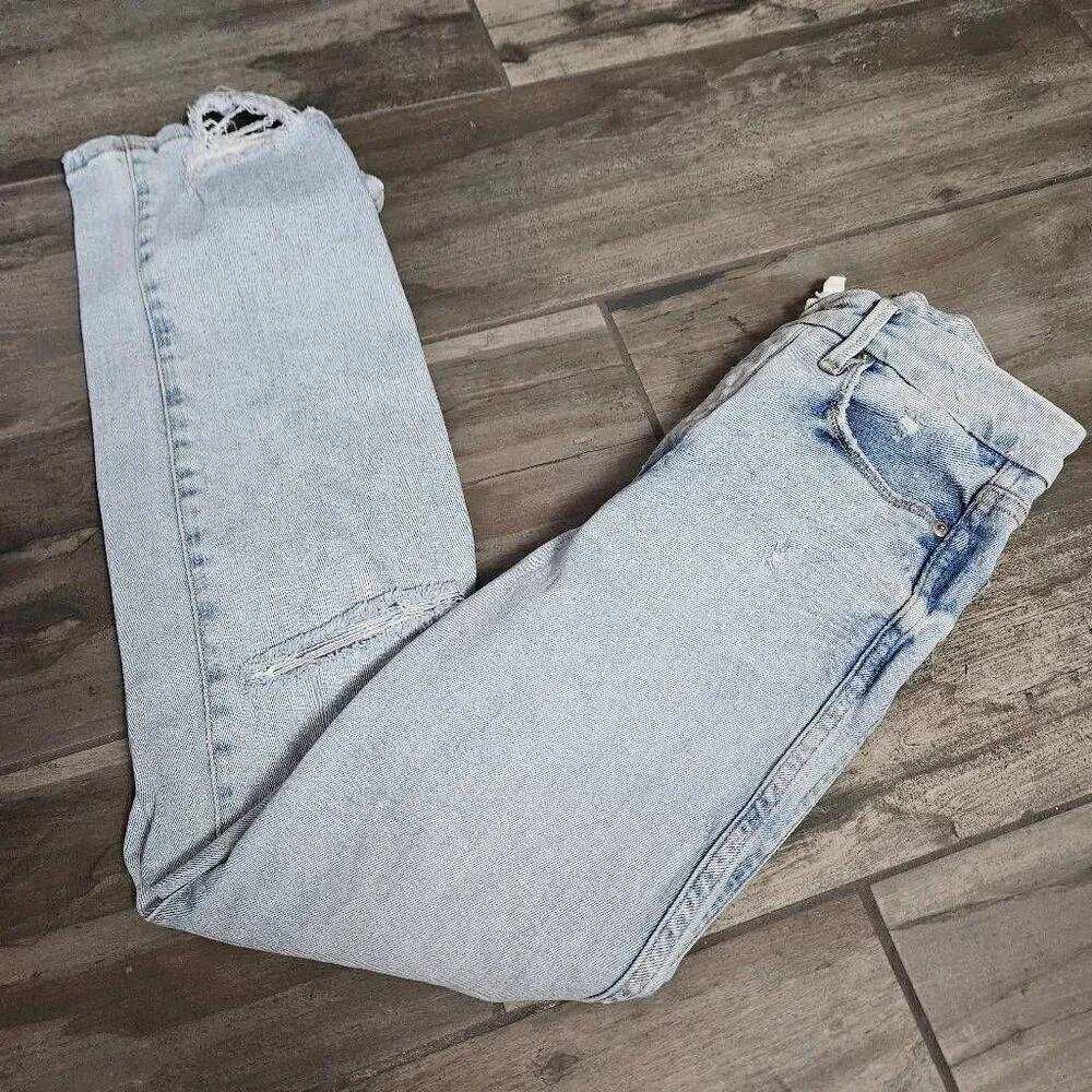 Good American Good Curve Straight Jeans